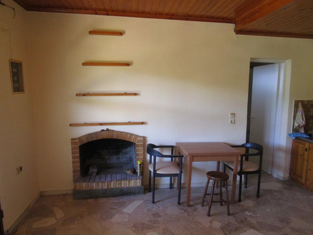 Countryside House Guest House Perachora ภายนอก รูปภาพ
